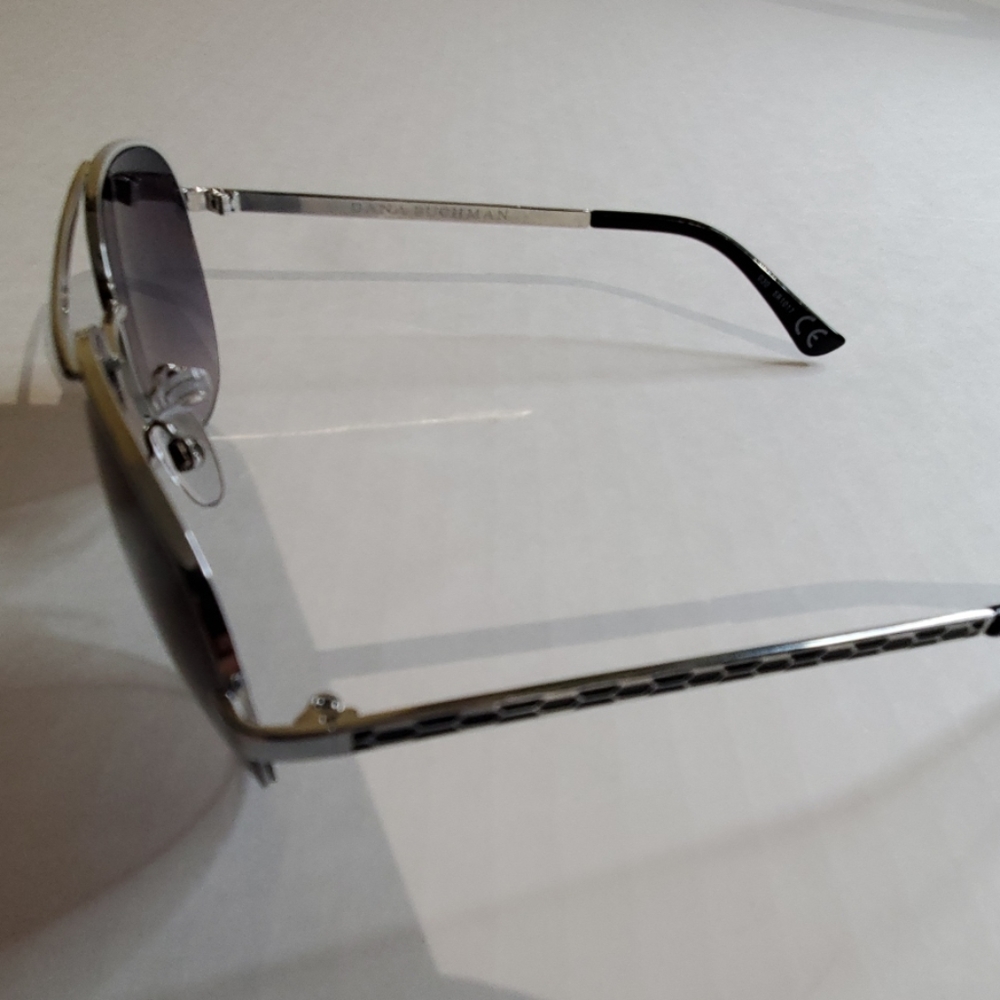 Dana Buchman  Aviator sunglasses Sb1 - Picture 3 of 7